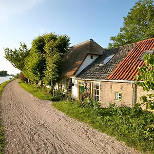 bb-rechthuis-van-zouteveen.utrechthotels.net/