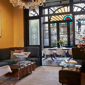 hotel-les-charmes.valkenburgaandegeul-hotels.com/